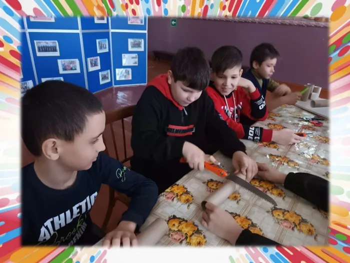 Слайд3 Поделка из вторсырья