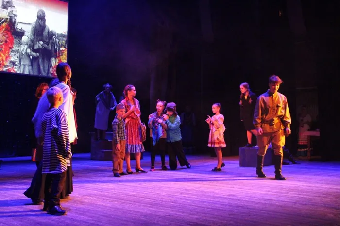 photo_5422673593529137645_y